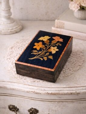 Vintage Reuge Music Box Floral Inlay Wood Swiss
